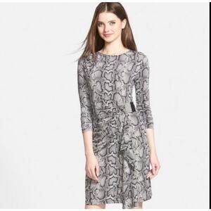 Michael Kors Snake Print mini Dress Size XS High Neck Long Sleeve 
Stretch